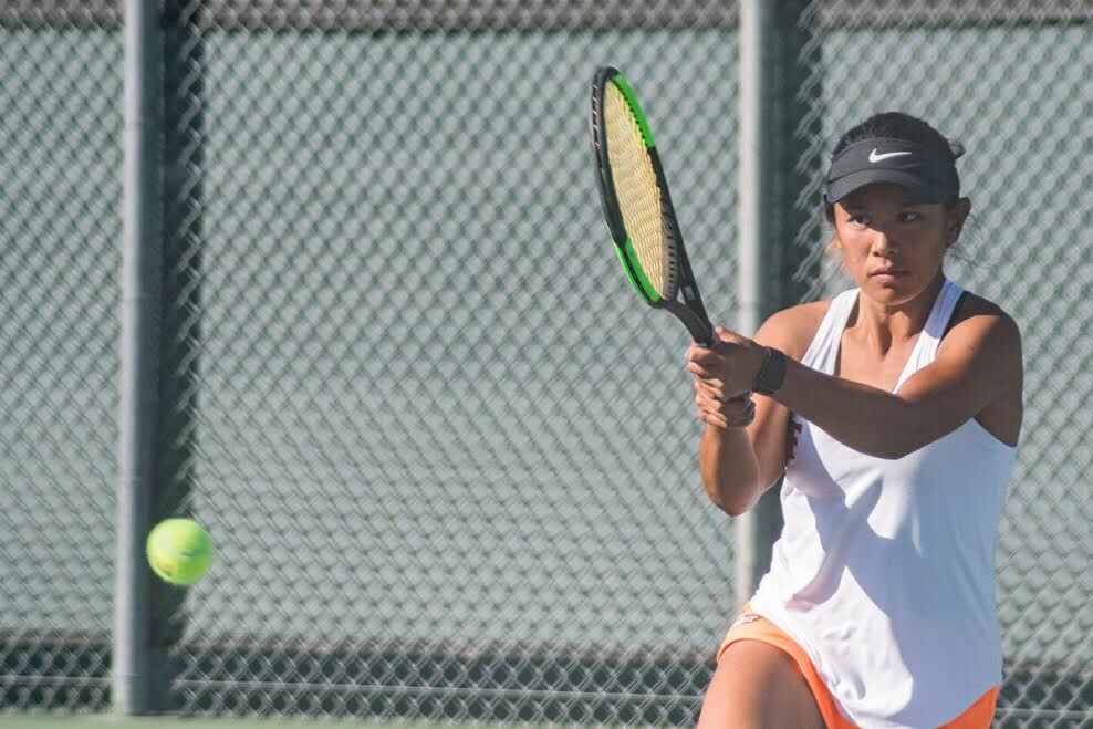 CSUF Jadie Acidera mentors patients along with athletes